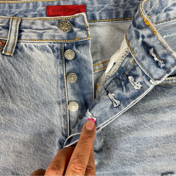 ASOS Signature8 High Rise Take The Short Cut Denim. SZ:S. - Picture 8 of 11